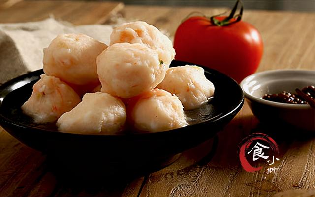 在家吃火锅，一家3口花了300多，洗碗时扎心了：不如去火锅店