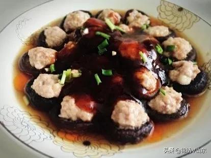 绝对地道的26道家常菜，香辣醇厚，越吃越想吃，拌上汤汁两碗饭