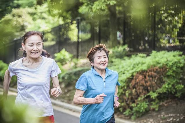 丹麦奥雷斯塔德护理之家：咖啡厅、景观房，老人住养老院是享受