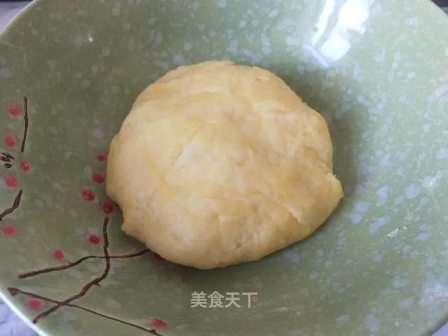 简易糖酥饼：酥到掉渣，老人小孩都爱吃