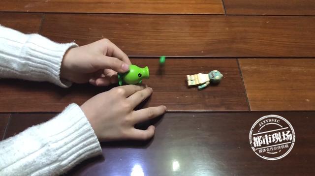 「超级宝妈」3岁女童天天掏鼻孔,嘴里“吐出”异物,妈妈:她想当豌豆射手