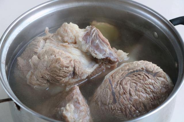 想要做好酱牛肉，不能只会下锅炖，要做好3点，酱牛肉才能做好吃