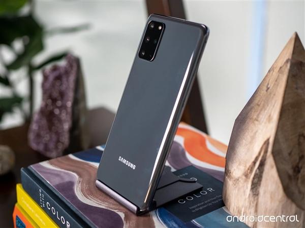 『环球网』首款骁龙865机皇 三星Galaxy S20系列真机图赏