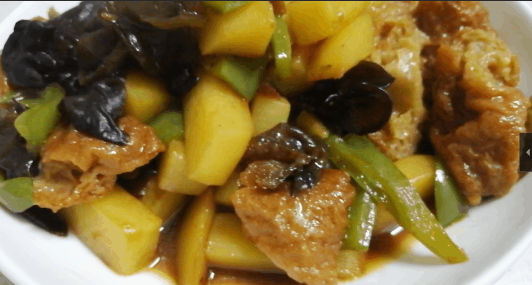 土豆怎么吃？特别推荐这种搭配，只需3样半调料，好吃就是赞