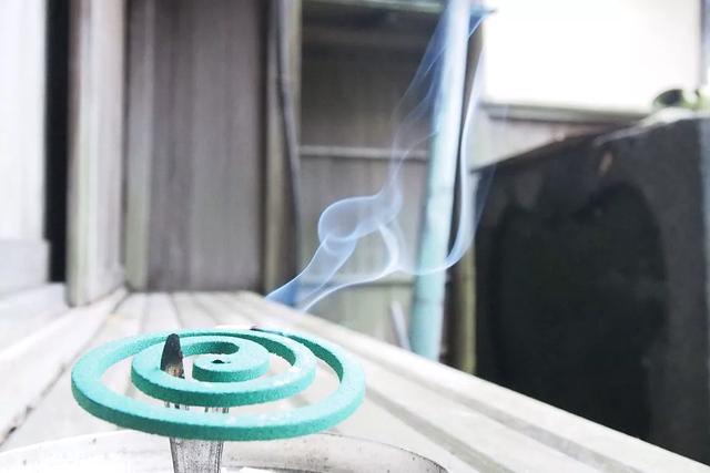 温暖的襁褓|蚊香、花露水、爽身粉……这个夏天，请别给宝宝整这些