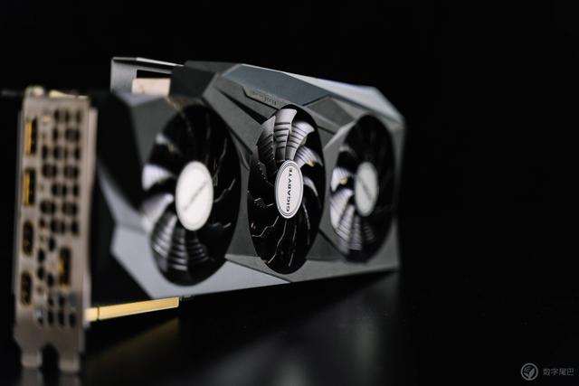 极速冷酷，技嘉 GeForce RTX 3090 GAMING OC 魔鹰图赏