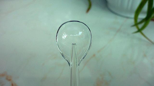 口腔清洁新工具，深度洁牙新体验——罗曼与丁香医生联名款冲牙器