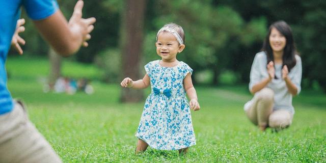 你的育儿经|养育孩子中，妈妈是超人，爸爸是配角？