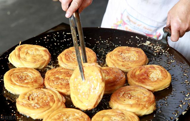 成都人早餐的“4件宝”，原来吃的如此平淡，一点不像四川人