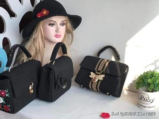 普拉达女王「针织作品」精美的帽子和包包套装,时尚的你值得拥有