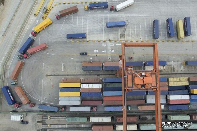 中欧|从1列到1500列“义新欧”班列的中欧贸易“带货”史