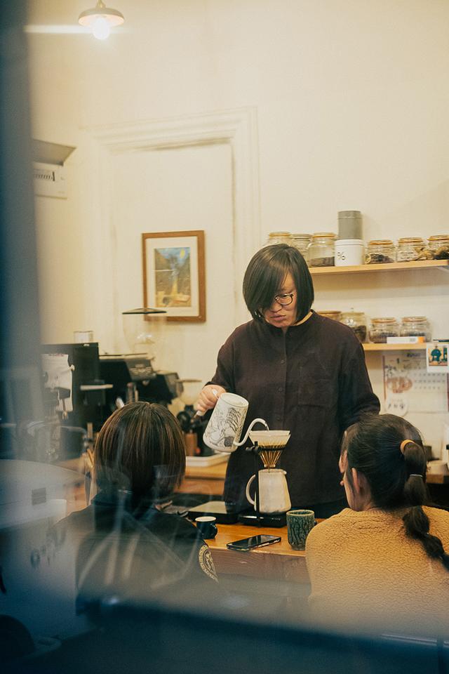 咖啡|遇见Coffee｜来“客厅”坐坐，品味手冲咖啡的美妙仪式
