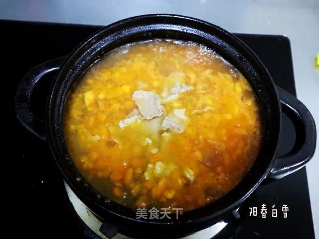 砂锅牛肉番茄米线：酸甜暖胃，好吃又实惠