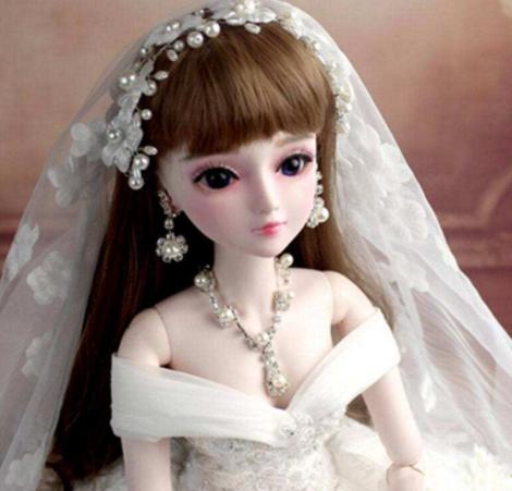 「你的育儿经」花1000给女儿买玩具，但女儿却经常被吓哭，网友：这种娃娃我也怕