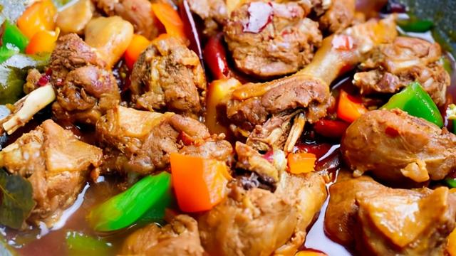 想吃啤酒鸭？不用去饭店，大厨教你在家做，不腥不腻吃着真过瘾