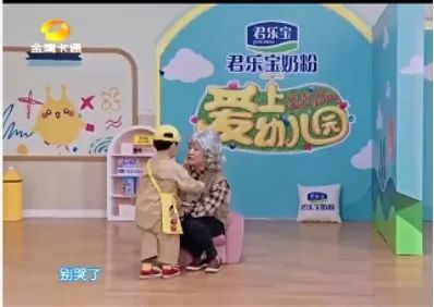 「文字上的青年」17个月宝宝闹脾气刷爆朋友圈，二胎妈妈警告：没事千万别生孩子！！！