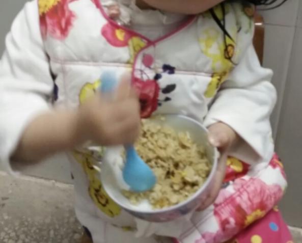你的育儿经|5岁男孩每天吃“蛋炒饭”，10天后住进icu，医生怒斥：不配为父母