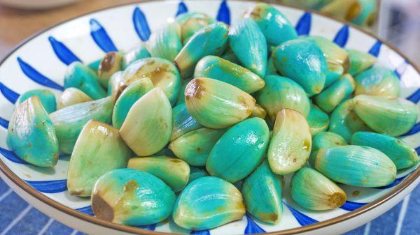 腊八蒜这菜比牛肉营养还高，补脑益智，全家人都爱吃