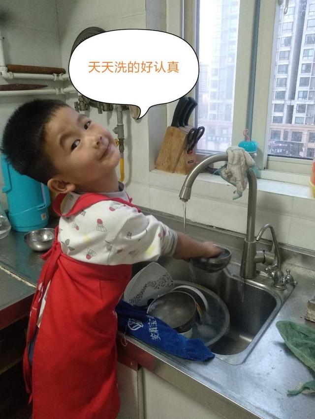 【超级宝妈】安阳市文明大道幼儿园——传承雷锋精神 从我做起