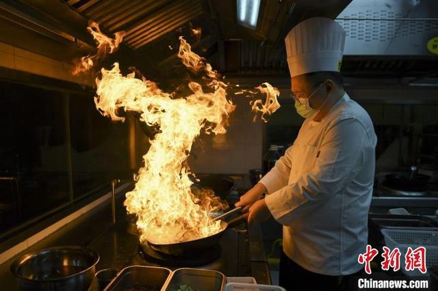 湘菜|“90后”湘菜传承人挑战烹饪100道湘菜 推介“舌尖上的湖南”