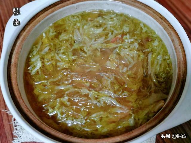 晒老妈生日宴，9菜1汤荤素搭配，朋友都说：比饭店经济又实惠