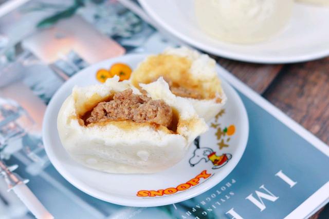 天冷就馋此肉包子，鲜香入味，做法也简单，全家人都喜欢吃