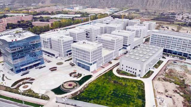 兰州高新区以科技创新为引擎 推进兰白自创区快速高质量发展