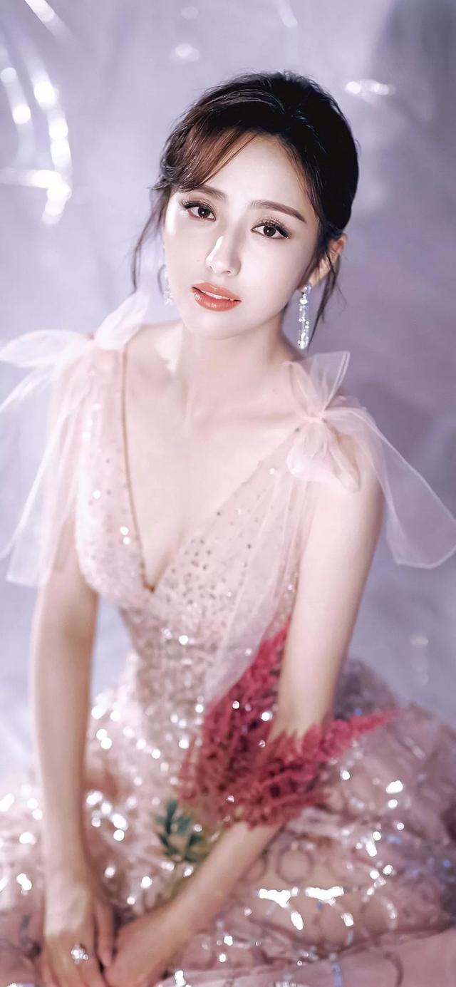 原味哆啦|佟丽娅壁纸，真的太漂亮啦