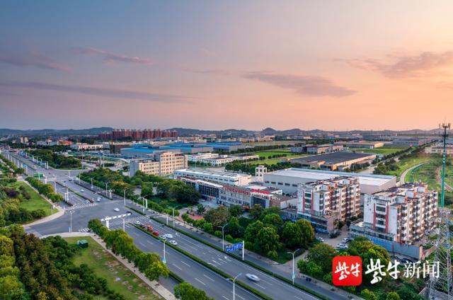 新区|商务成本、房价收入比等优势凸显 68亿元亨通基地等一批项目落户镇江新区