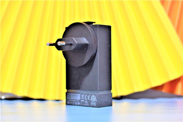 白色iPhone 12到了，保护套、快充头种草也到了