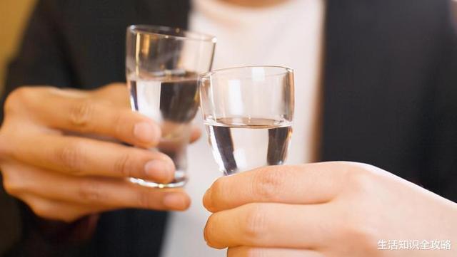 国内这4种便宜白酒，平常在货架无人问，其实都是纯粮食酒