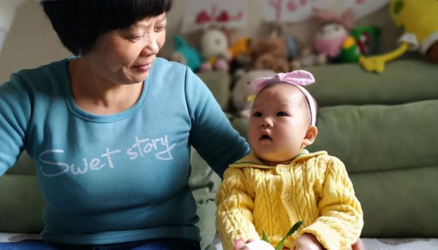 不是不愿生二胎，这6张图带你了解二胎妈妈的心酸，第5张扎心了