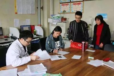 超级宝妈▲＂生个小孩，丢了20年的尊严，＂90后产妇哭诉：脱裤子只是开始