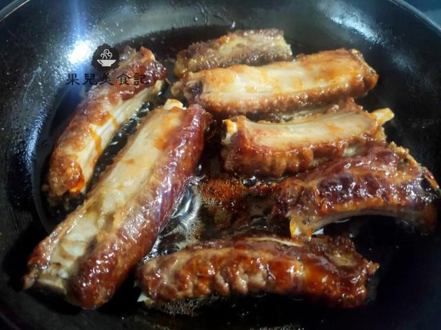 做排骨，有人先焯水，有人直接下锅，做法不同区别大，教正确做法