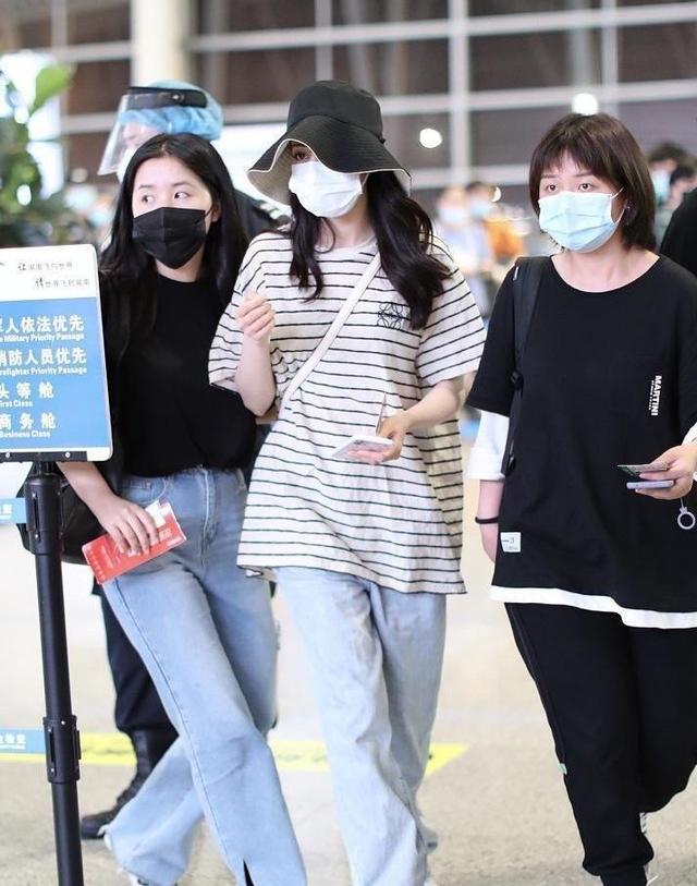 金色年华录|特殊时期，杨幂、郑爽、热巴等女神们戴上口罩，你还认得出吗？