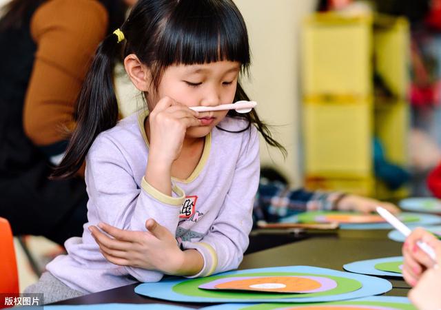 「你的育儿经」2-6岁是数学敏感期，4步培养孩子“数学思维”，别只会教娃数数