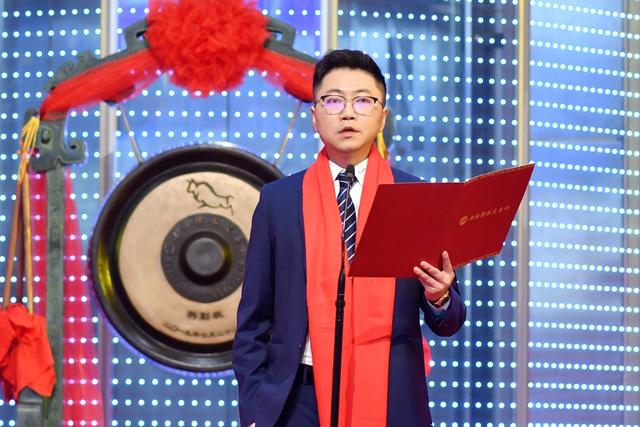 上市|成都企业极米科技上市 发行价133.73元/股