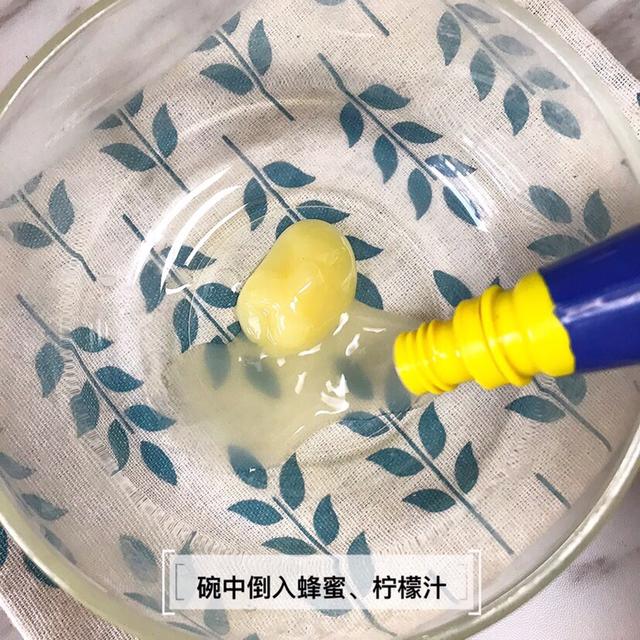 『超级宝妈』鸡胸肉想不柴，就得这样做，补充蛋白质，宝宝也能吃得动