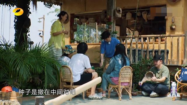 周迅临走还给观众留下话柄,沙溢也没能逃过,陶虹的反应太过真实|影视交流地