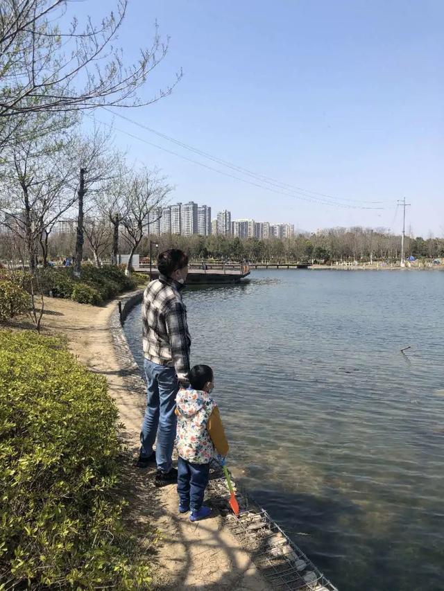 「你的育儿经」来自南京幼儿园的“春天散文诗”