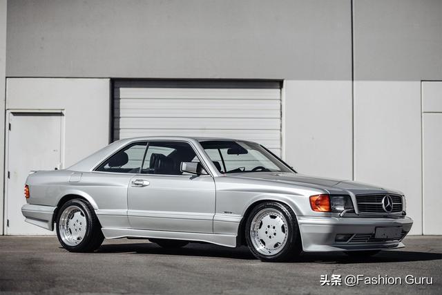 稀有1989年款奔驰560 SEC AMG 6.0宽体将拍卖