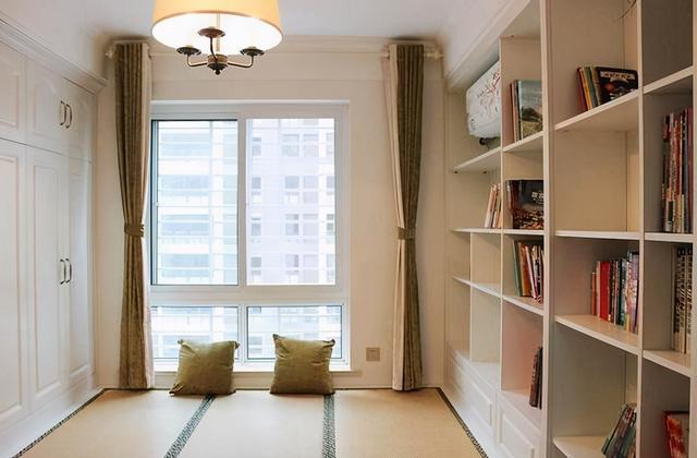 新房装修完工就等通风，等家具入完就可以入住了，亲朋都说很温馨