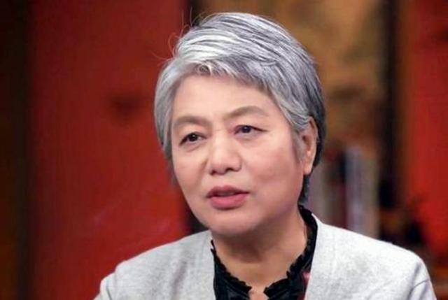 晴空蓝兮|李玫瑾：养儿三忌，养女五忌，知道孩子的成长要点，才能少走弯路