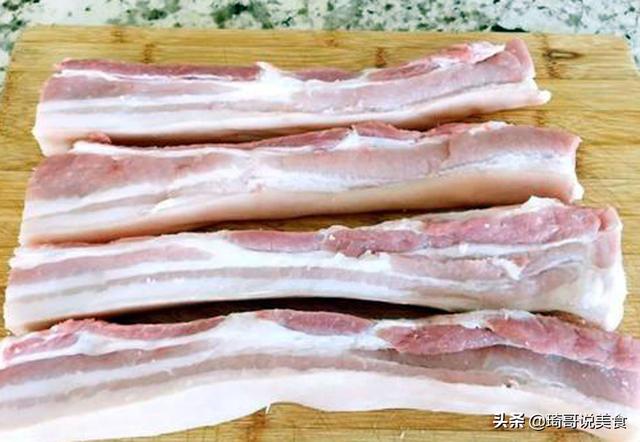 腌腊肉时，别用烟熏了，多加“这味料”，腊肉保存久，咸香味道好