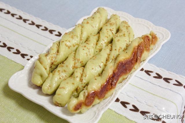 学会生煎花卷，外焦里嫩超香甜，元气满满的早餐，可做美味小零食
