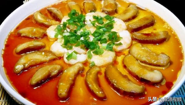 精选美食：蒜香鸡翅、洋葱拌番茄、虾仁冬菇蒸水蛋、西兰花烧豆腐