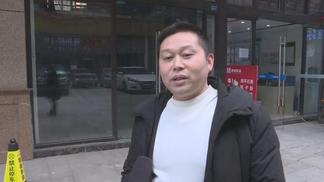 女士|乐山这对夫妻好郁闷，花近万元订制家具，