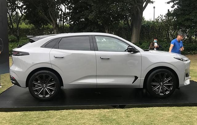 长安发布高端大5座SUV，比冠道便宜10万，光看造型就忍不住入手