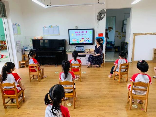 超级宝妈|今天！“小神兽”归笼，幼儿园大班的萌娃开学啦！