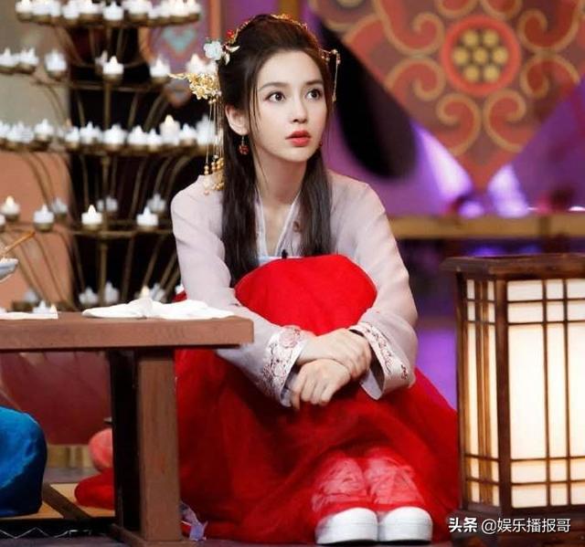 baby上综艺再现古装造型,甜美灵气惹人怜,网友:不演戏都还好|9号放映厅